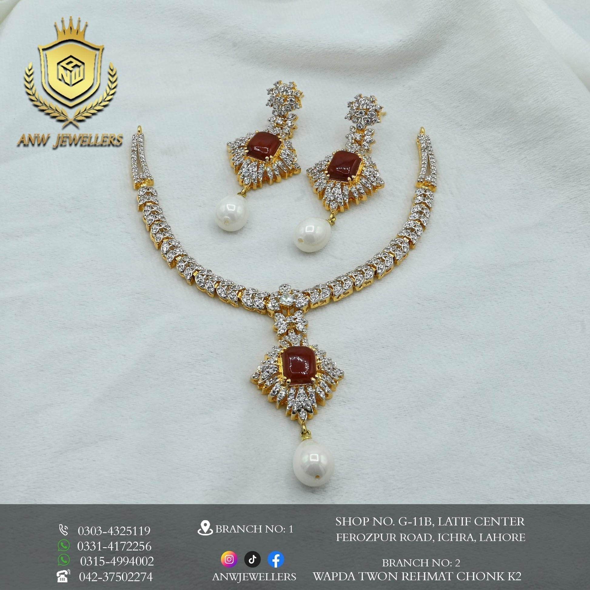 Gold Jewelry Set
